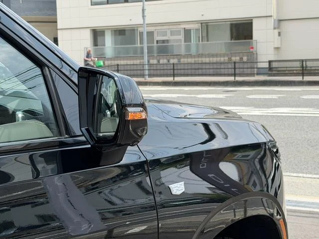 Cadillac ESCALADE 16