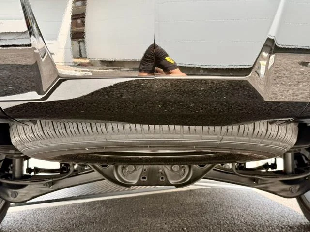 Cadillac ESCALADE 36
