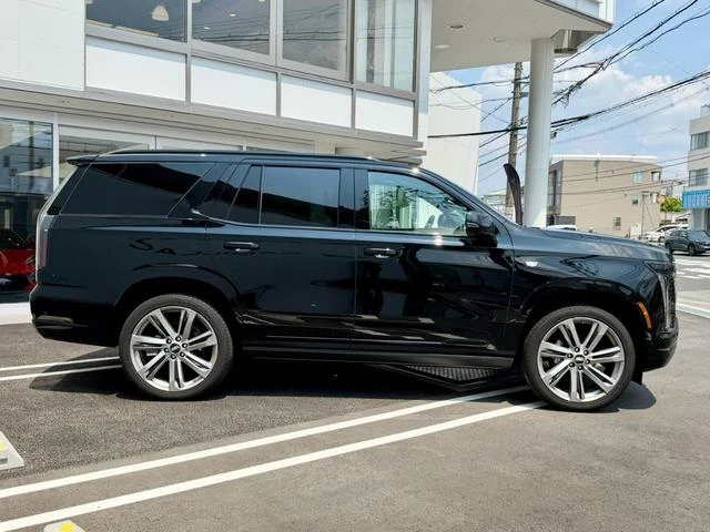 Cadillac ESCALADE 6