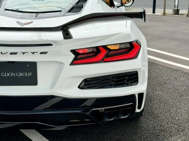 Chevrolet CORVETTE 15