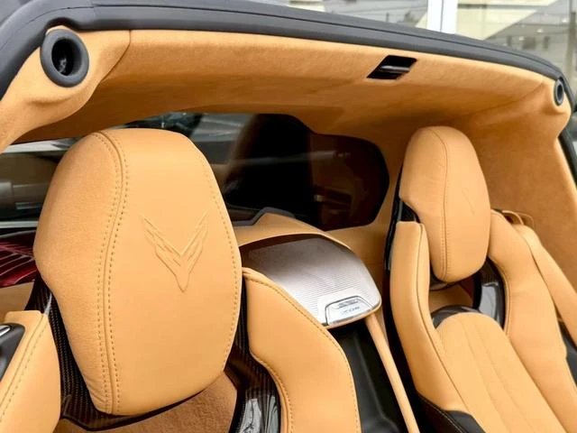 Chevrolet CORVETTE 27