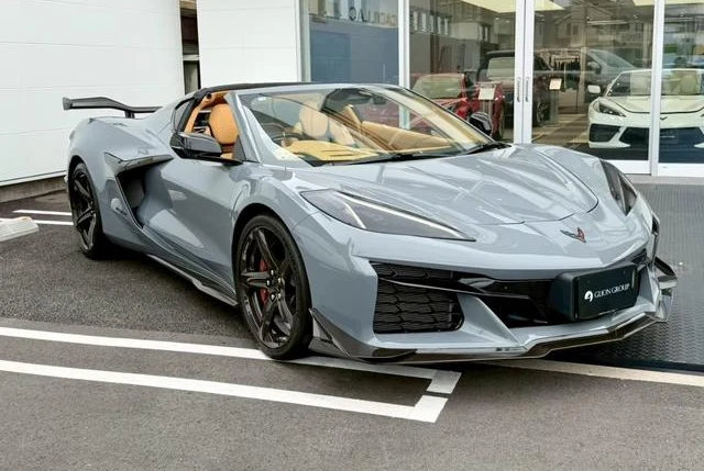 Chevrolet CORVETTE 3