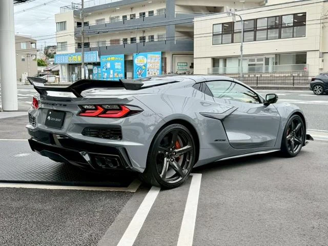 Chevrolet CORVETTE 41