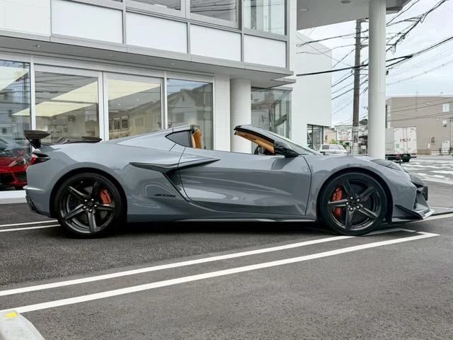 Chevrolet CORVETTE 6