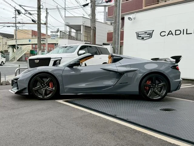 Chevrolet CORVETTE 12