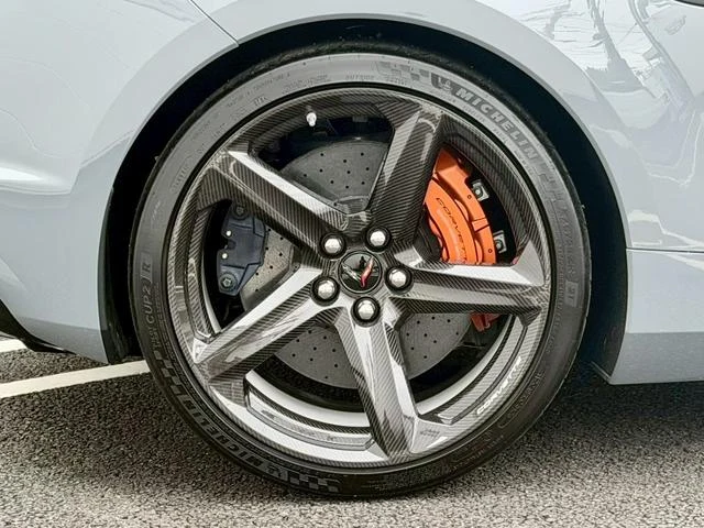 Chevrolet CORVETTE 5