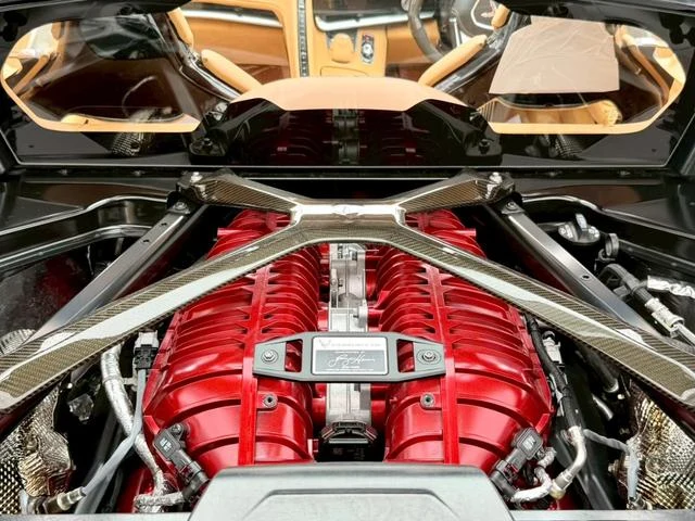 Chevrolet CORVETTE 28