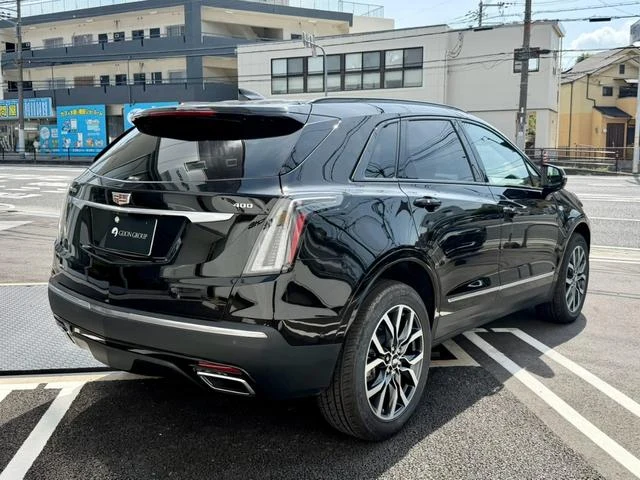 Cadillac XT5 6