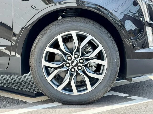 Cadillac XT5 4