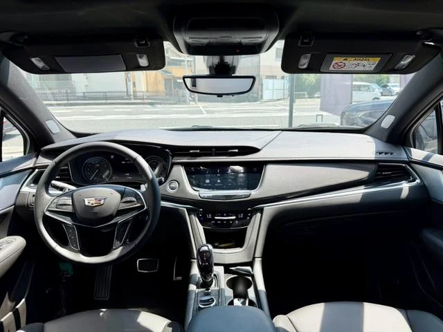 Cadillac XT5 36