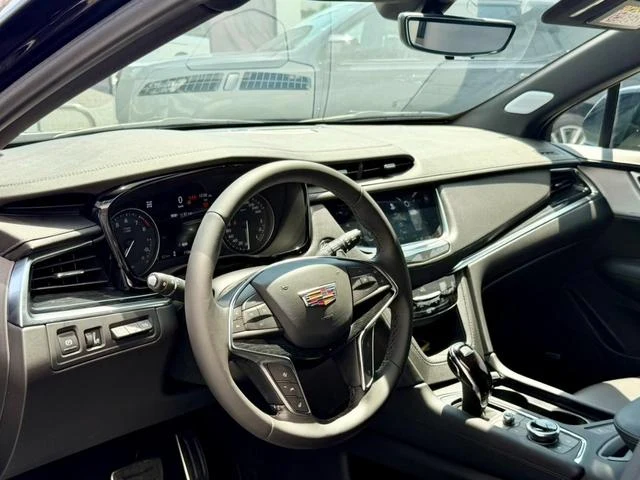 Cadillac XT5 21