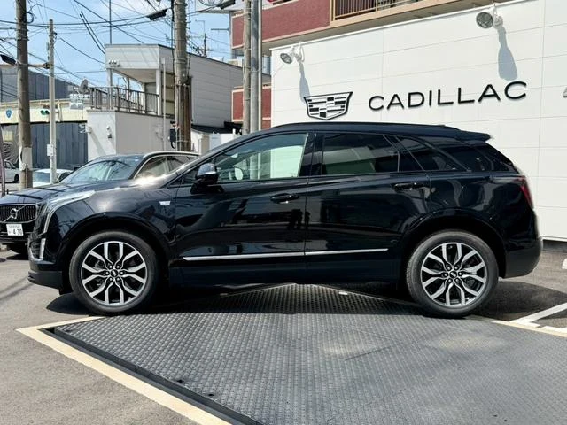 Cadillac XT5 11