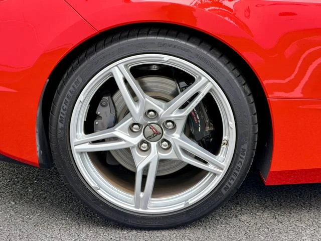 Chevrolet CORVETTE 5
