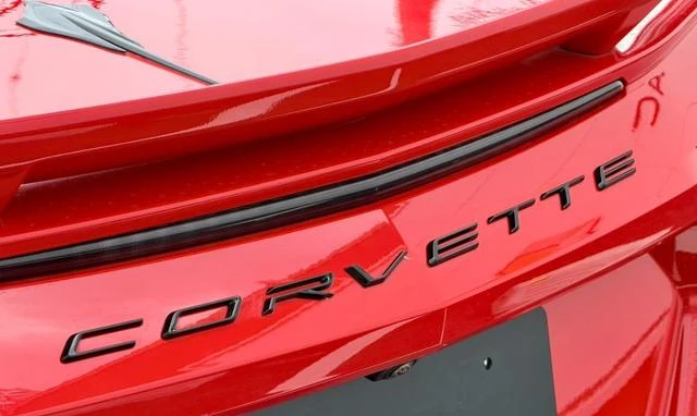Chevrolet CORVETTE 20