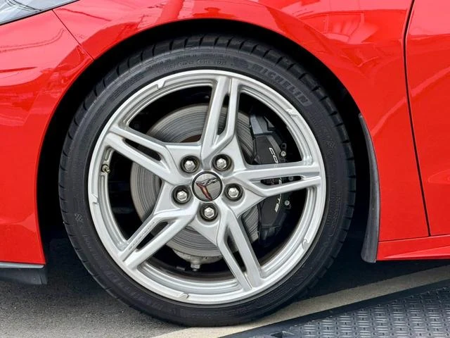Chevrolet CORVETTE 11