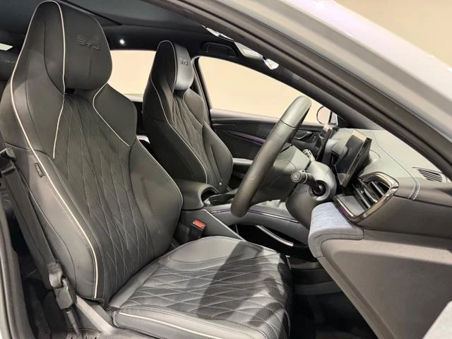 BYD SEAL 13
