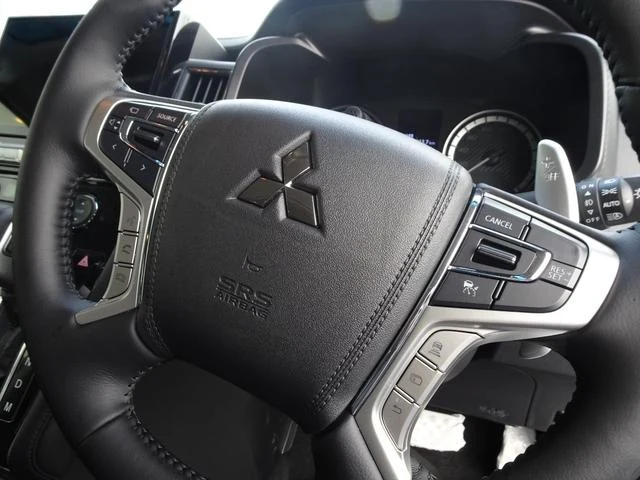 Mitsubishi DELICA 49