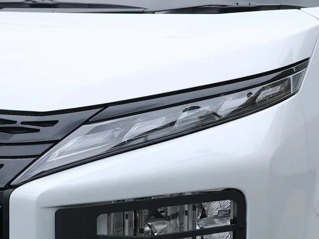 Mitsubishi DELICA 74