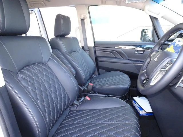 Mitsubishi DELICA 47