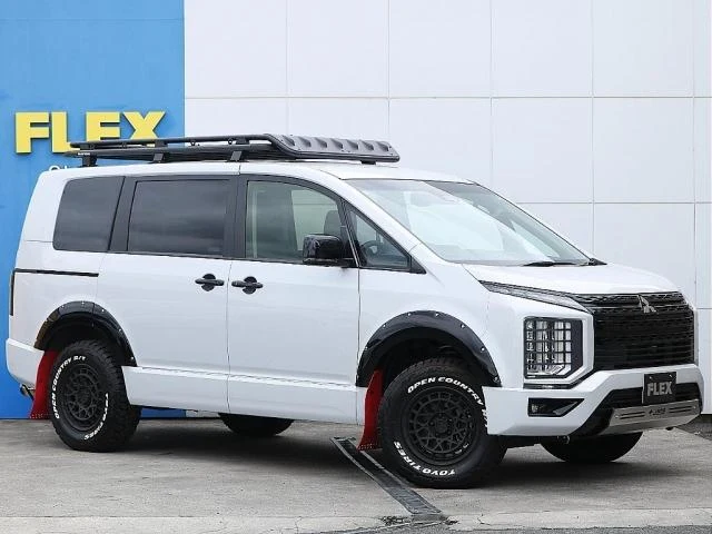 Mitsubishi DELICA 16