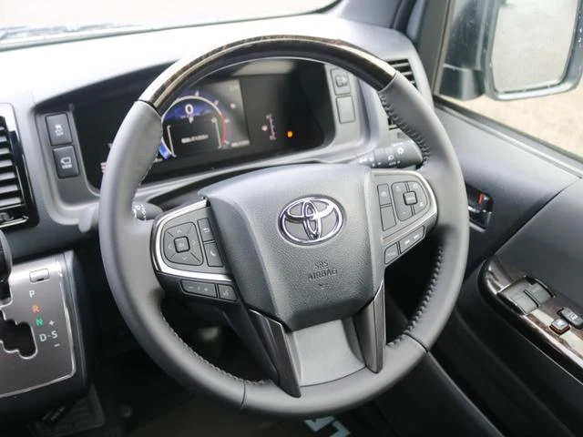 Toyota HIACE 73