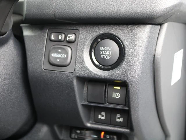 Toyota HIACE 59