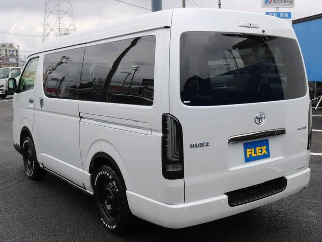 Toyota HIACE 48