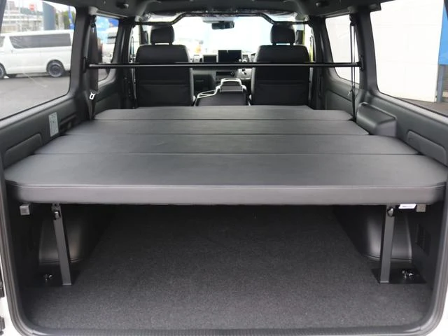 Toyota HIACE 69