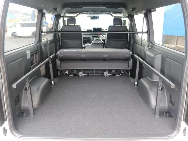 Toyota HIACE 66