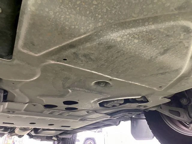 Land Rover DEFENDER 21