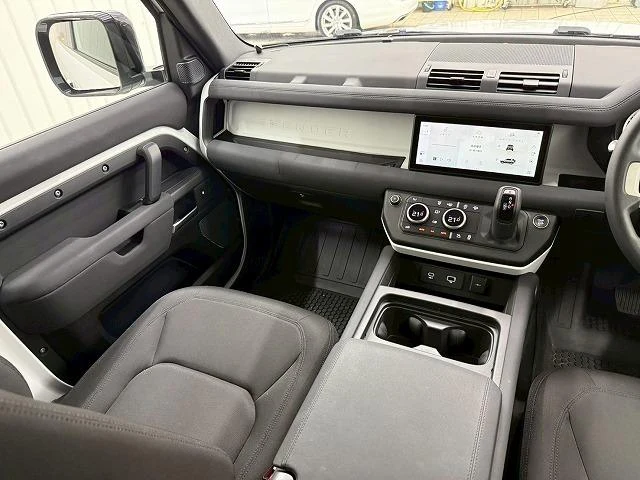 Land Rover DEFENDER 63