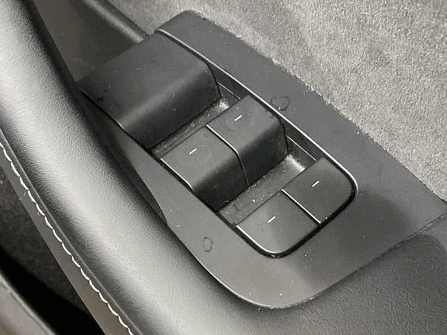 Tesla MODEL 45