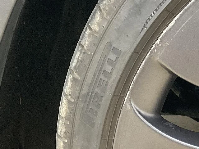 Tesla MODEL 28