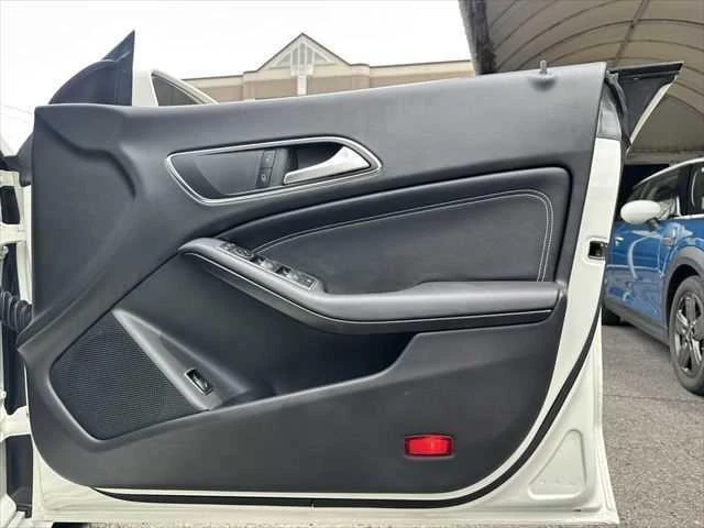 MERCEDES BENZ CLA-CLASS 39