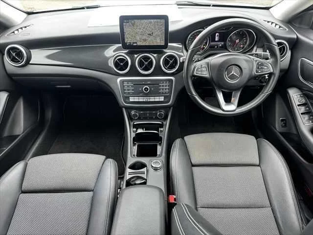 MERCEDES BENZ CLA-CLASS 2