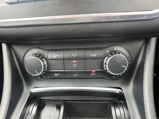 MERCEDES BENZ CLA-CLASS 29