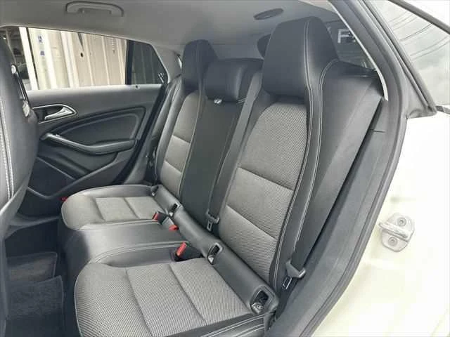 MERCEDES BENZ CLA-CLASS 27