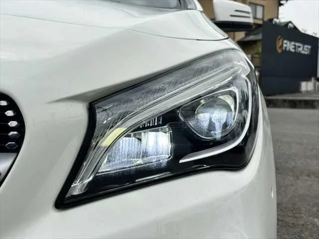 MERCEDES BENZ CLA-CLASS 10