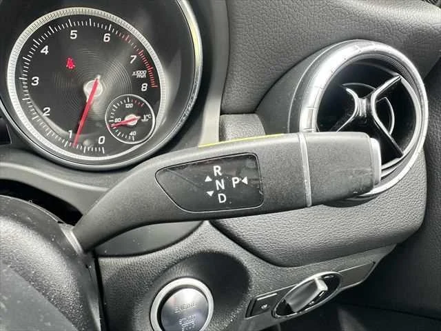 MERCEDES BENZ CLA-CLASS 28