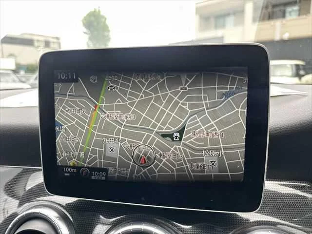 MERCEDES BENZ CLA-CLASS 3