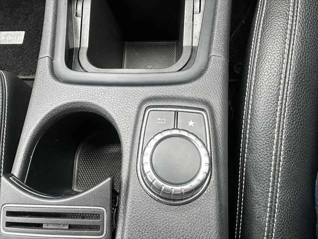MERCEDES BENZ CLA-CLASS 30