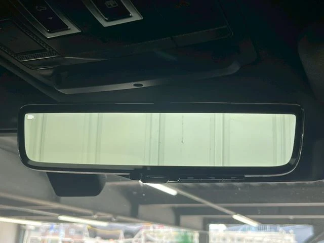 Land Rover DEFENDER 29