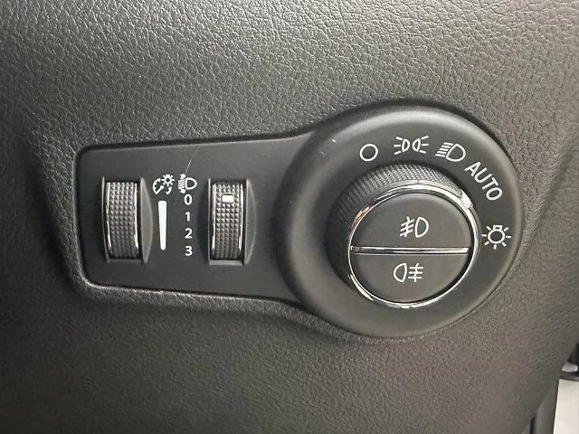 Chrysler JEEP 42