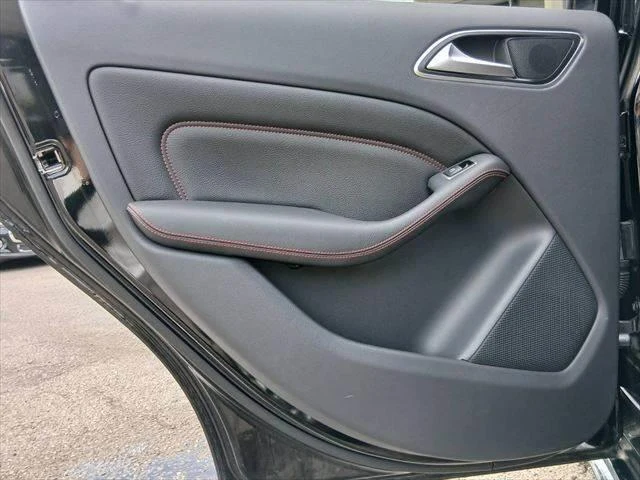 MERCEDES BENZ B-CLASS 59