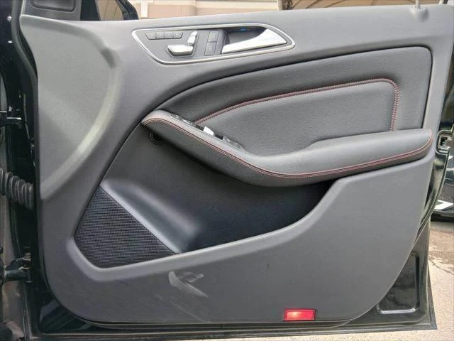 MERCEDES BENZ B-CLASS 50