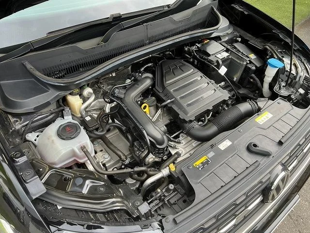 Volkswagen T-CROSS 18