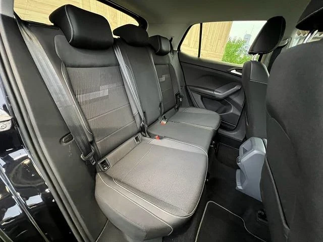 Volkswagen T-CROSS 33