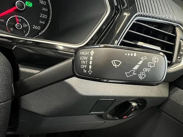 Volkswagen T-CROSS 60