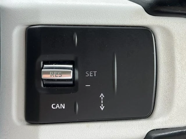 Land Rover DEFENDER 69