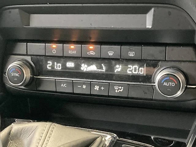 Mazda CX-8 48